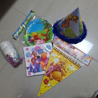 Picture of Winnie the pooh birthday party items 