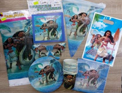 Picture of Moana birthday party items 